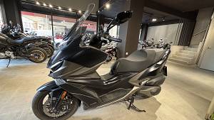 KYMCO XCITING VS 400 ΜΑΥΡΟ 05.2024