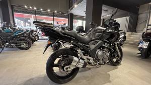 YAMAHA TDM 900 ΜΑΥΡΟ 08.2004