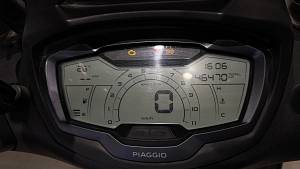 PIAGGIO BEVERLY 400S HPE ΜΑΥΡΟ 01.2023