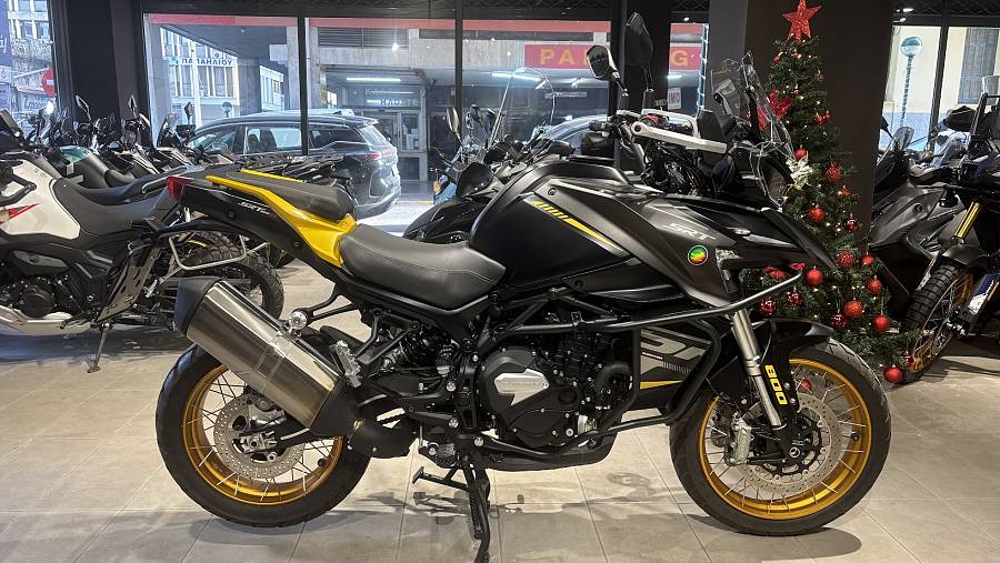 QJ SRT 800 SX ΜΑΥΡΟ 08.2024