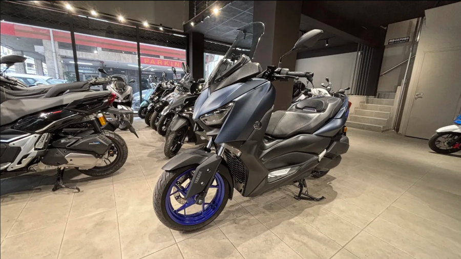 YAMAHA XMAX 300 ΜΠΛΕ 04.2022