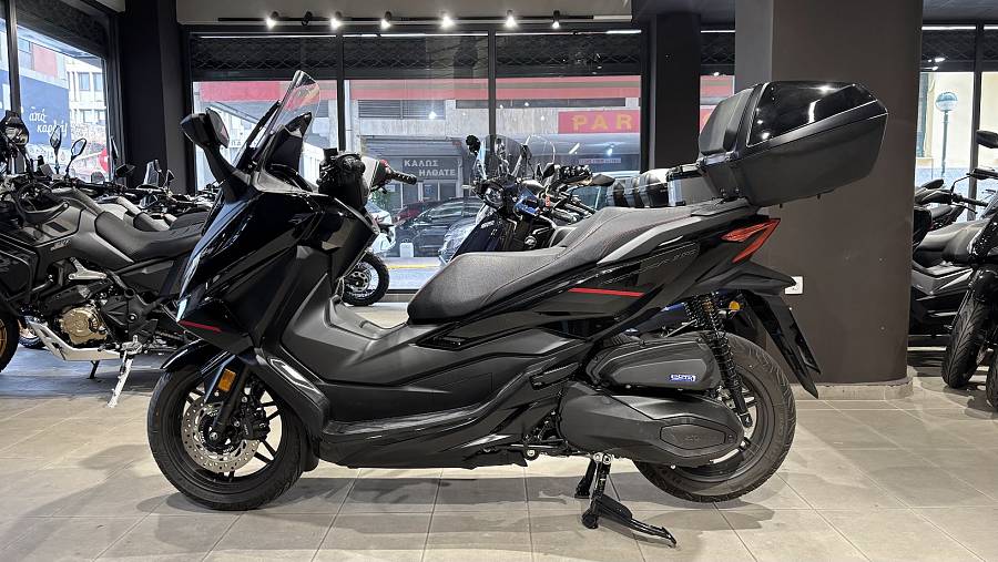 HONDA FORZA 350  SP TOP BOX  ΜΑΥΡΟ 06.2026
