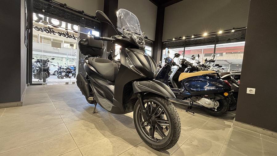 PIAGGIO BEVERLY 400S HPE ΜΑΥΡΟ 01.2023
