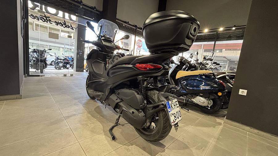 PIAGGIO BEVERLY 400S HPE ΜΑΥΡΟ 01.2023