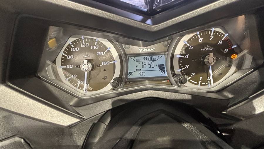 YAMAHA TMAX530 IRON MAX ΓΚΡΙ 02.2015