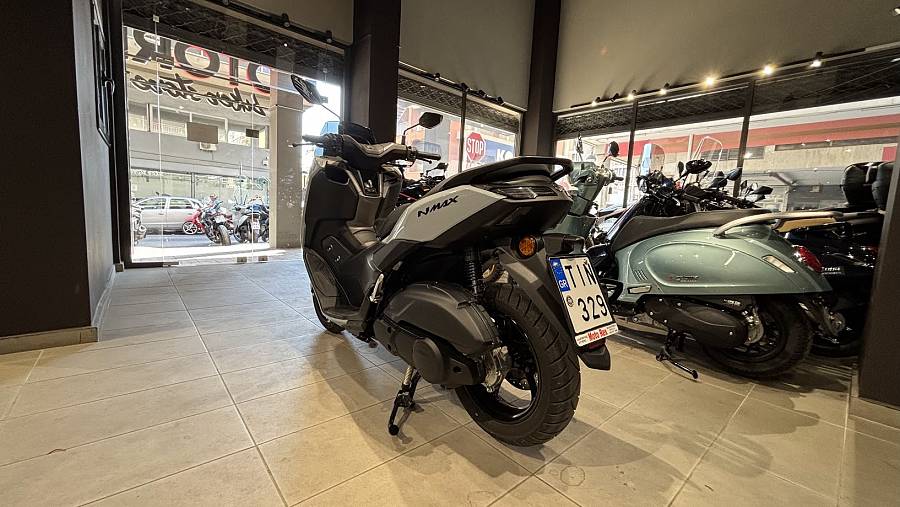 YAMAHA NMAX 125 TECH MAX 10.2025