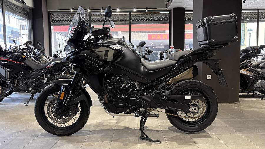 CFMOTO 800MT EXPLORE ΜΑΥΡΟ 12.2023