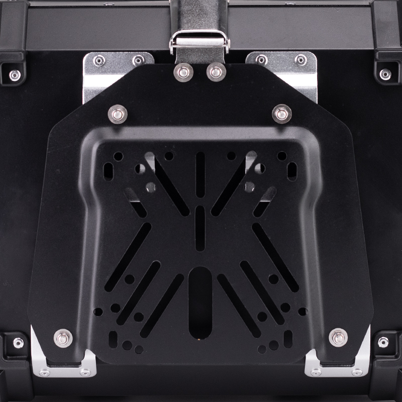 Βαλίτσα κεντρική BLACK ONE H45 ΑΛΟΥΜΙΝΙΟΥ 45lt μαύρη με πιάστρα και εσωτερική επένδυση