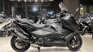 YAMAHA TMAX 560 ΓΚΡΙ 10.2022