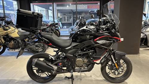 VOGE 300DS ΜΑΥΡΟ 10.2023