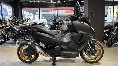 HONDA FORZA 750 ΜΑΥΡΟ 09.2024 HONDA FORZA 750 ΜΑΥΡΟ 09.2024