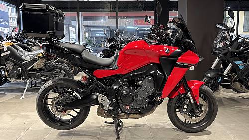 YAMAHA TRACER 9 ΚΟΚΚΙΝΟ 05.2024
