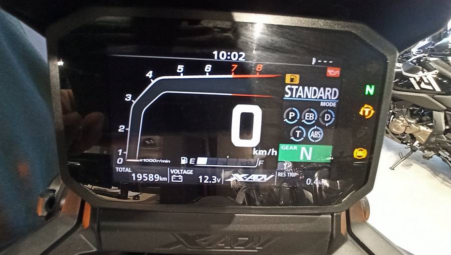 HONDA X-ADV 750 ΜΑΥΡΟ 10.2023