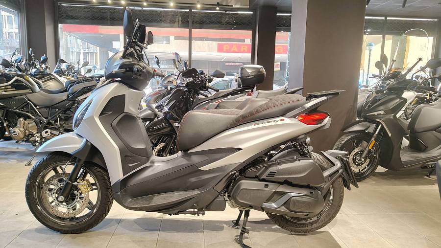 PIAGGIO BEVERLY 400 ΑΣΗΜΙ 10.2023