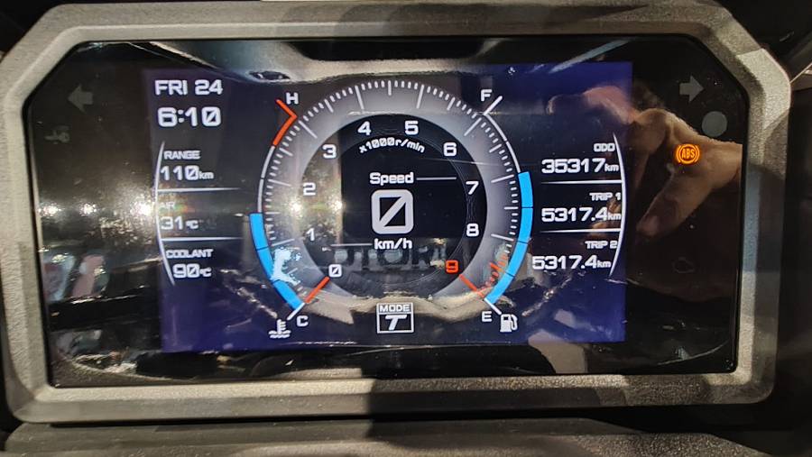 YAMAHA TMAX 560 ΓΚΡΙ 10.2022