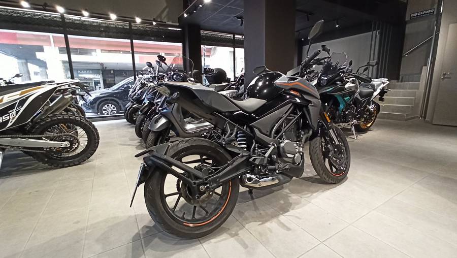 CFMOTO NK300 ΜΑΥΡΟ 10.2024